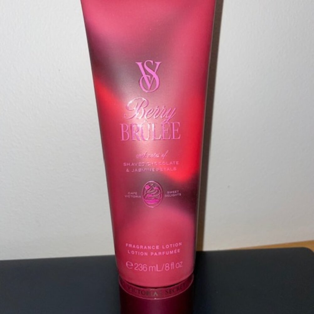 BERRY BRULEE Victoria's Secret Body Lotion